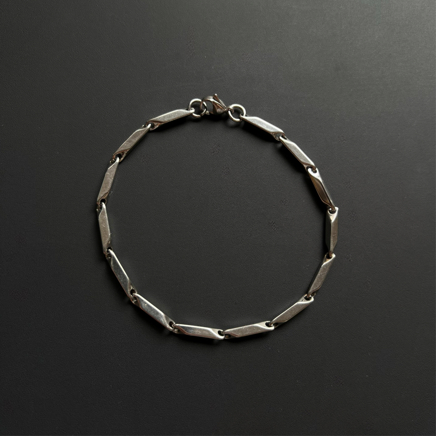 Mystery Box L - REVUR